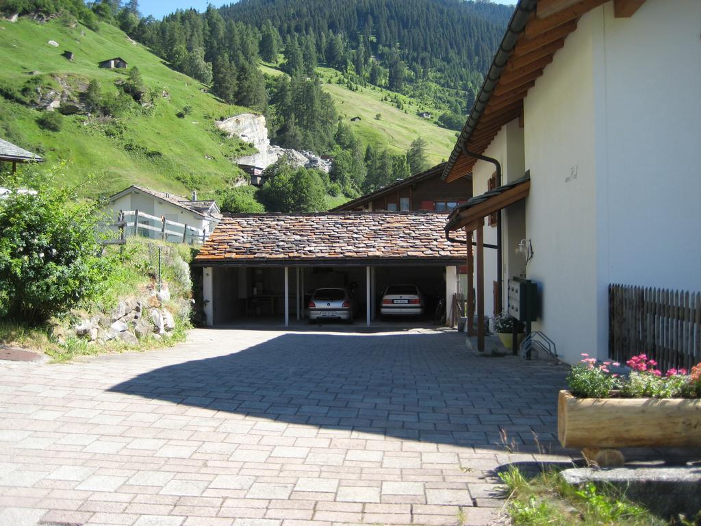 Dachwohnung Unterem Hoereli Vals Exterior photo
